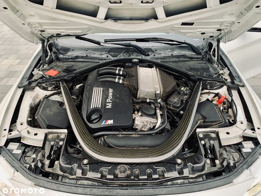 BMW M4 Coupe DKG - 27