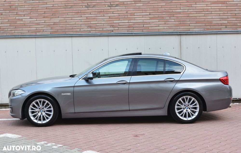 BMW Seria 5 520d Aut. Luxury Line - 12