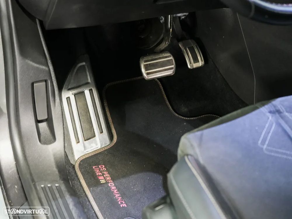 DS DS7 Crossback E-Tense Performance Line EAT8 - 18