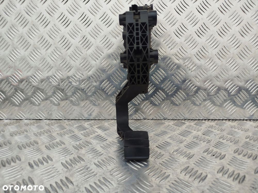 PEDAŁ GAZU POTENCJOMETR SCANIA R - 1