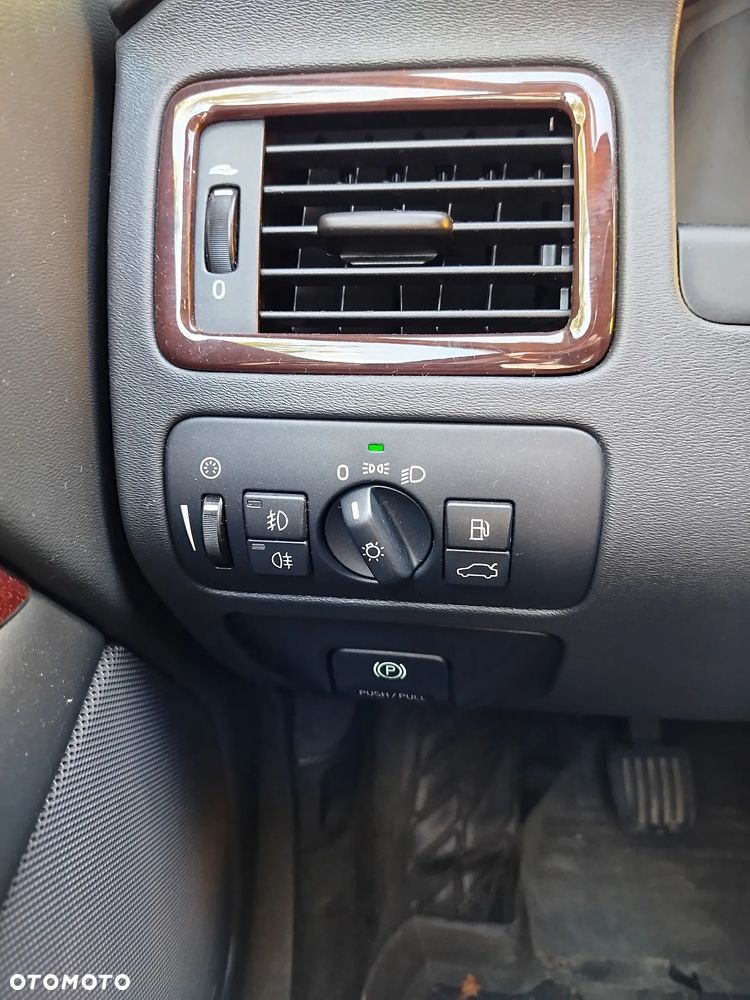 Volvo V70 2.0D Momentum - 21