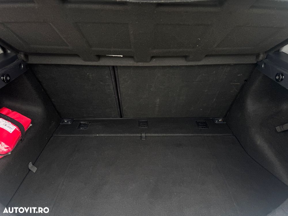 Hyundai i30 1.4 Comfort - 26