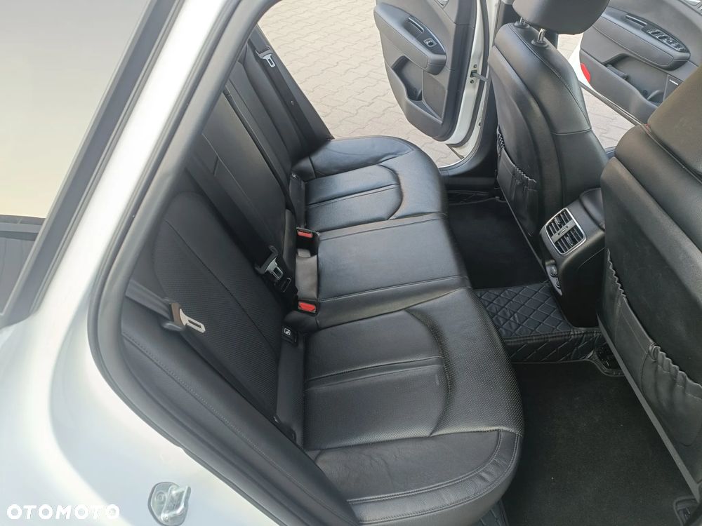 Kia Optima Sportagon 1.7 CRDI DCT Edition 7 - 19