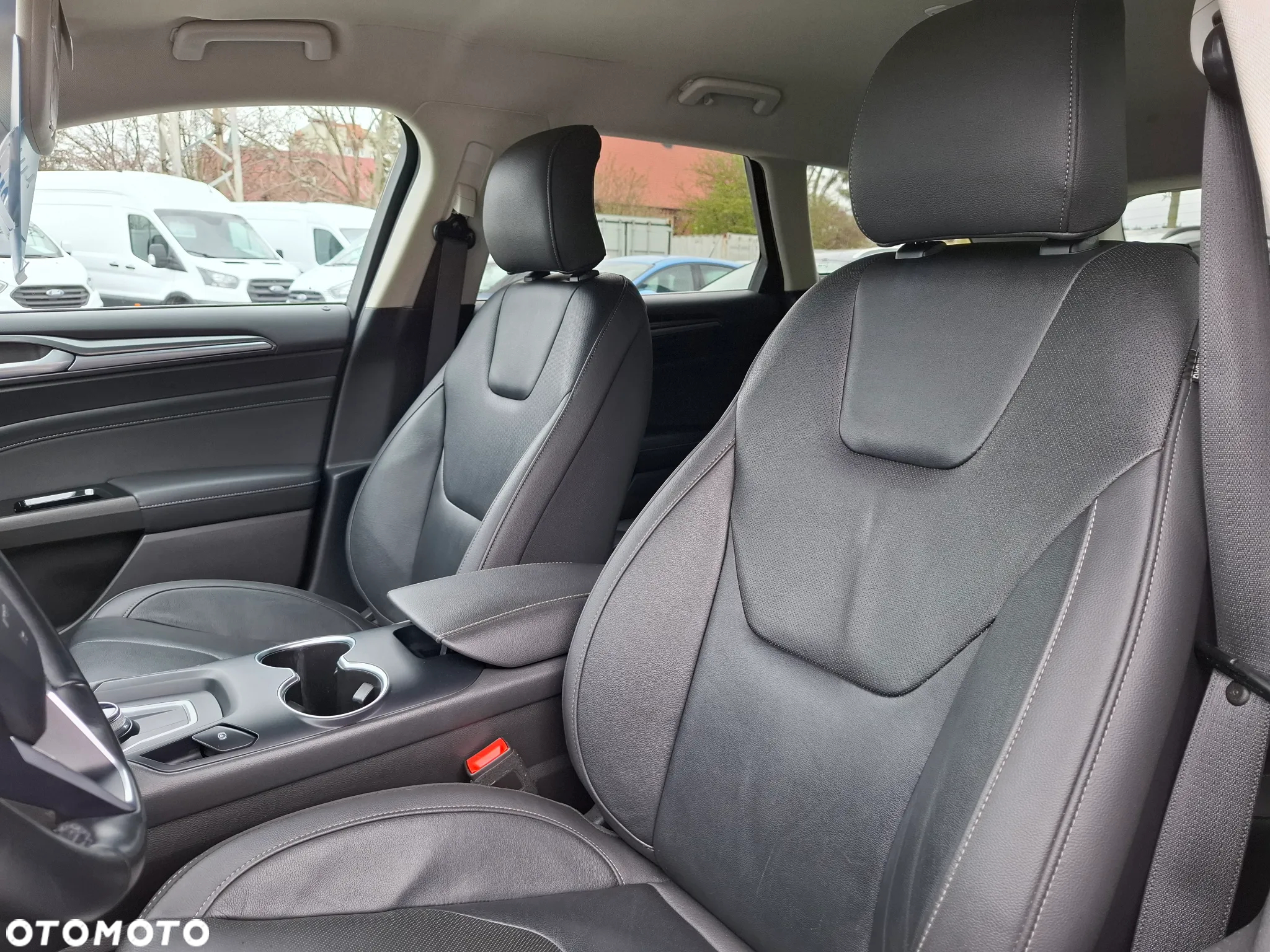Ford Mondeo 2.0 EcoBlue Titanium - 29