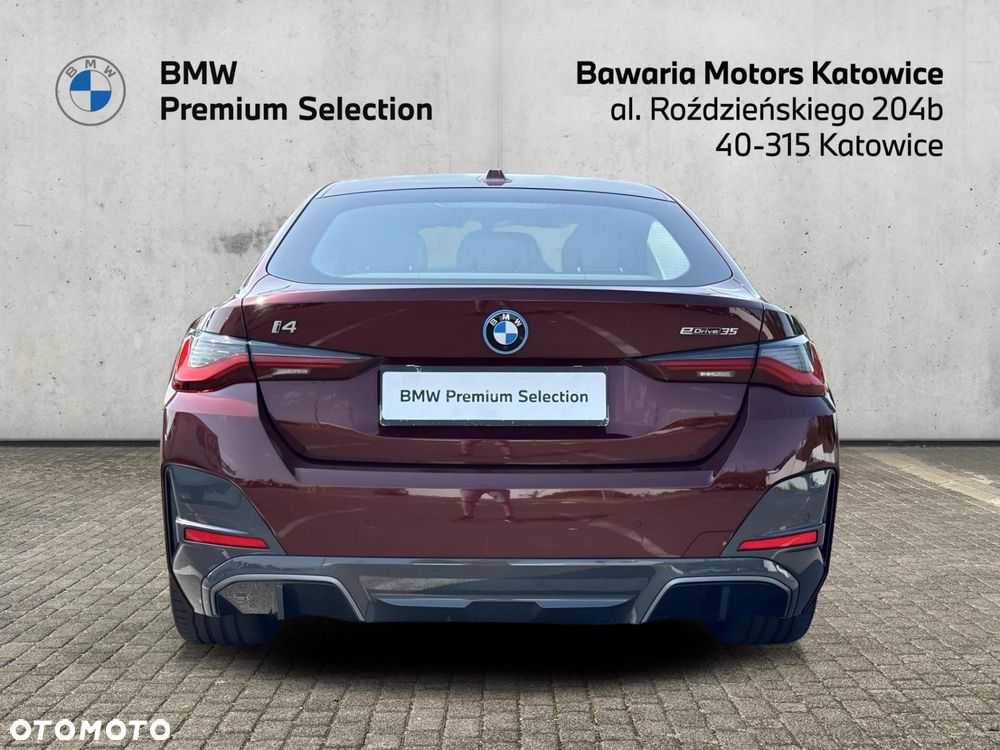BMW i4 - 11