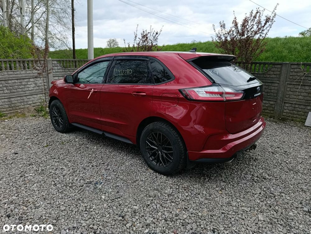 Ford Edge - 2