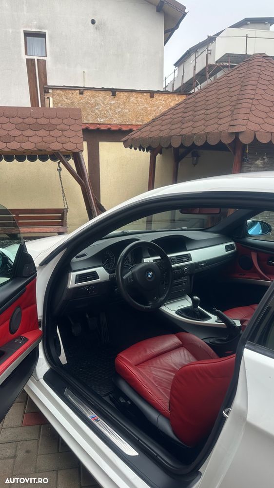 BMW Seria 3 320d - 8