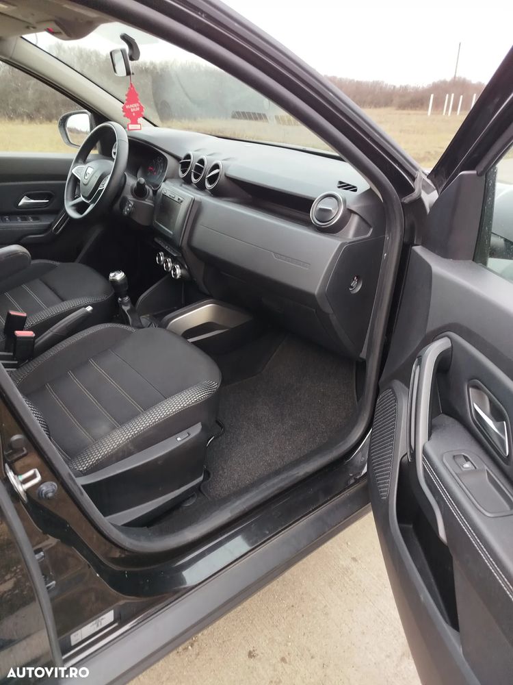 Dacia Duster TCe 150 GPF Prestige jante 17" - 10