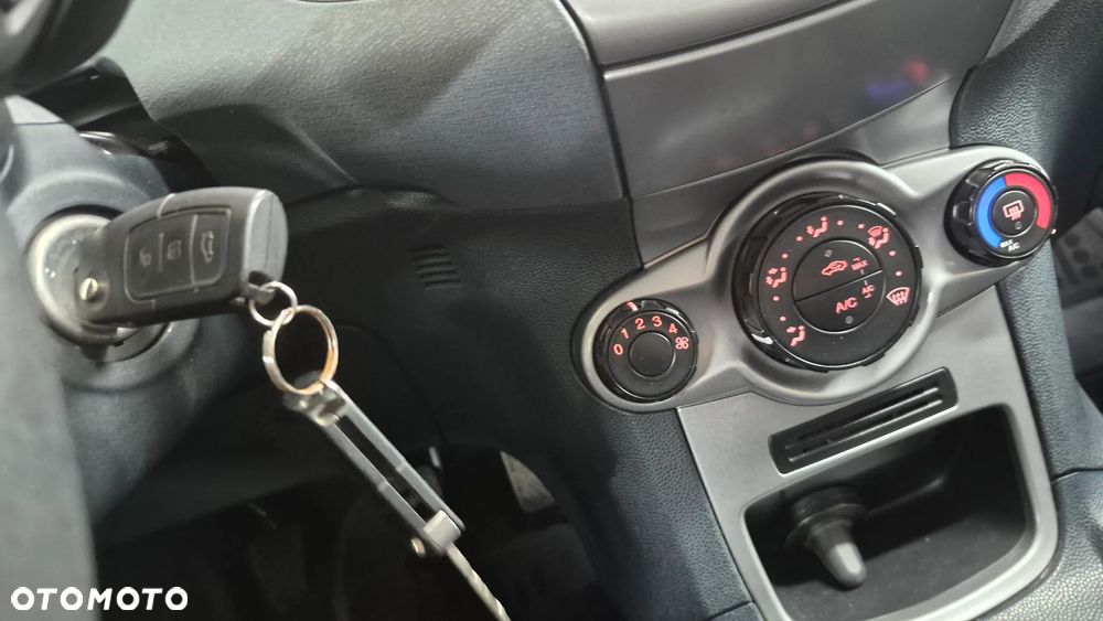 Ford Fiesta 1.25 Trend - 24