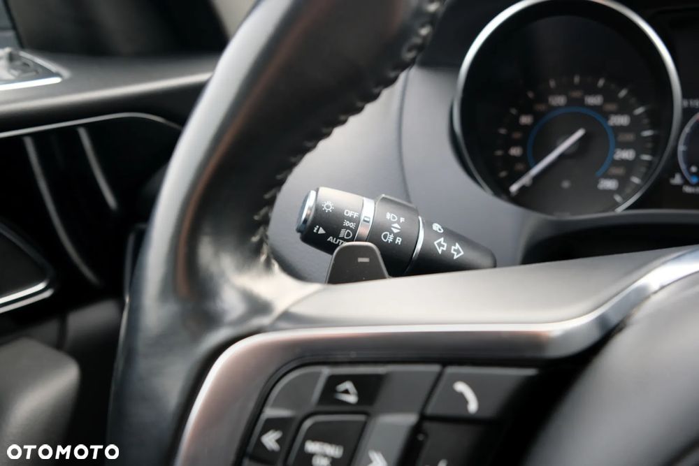 Jaguar F-Pace 20d AWD R-Sport - 24