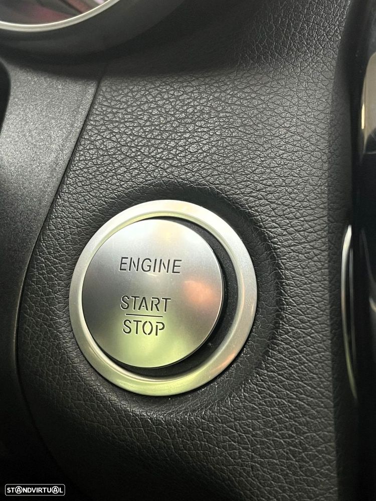 Mercedes-Benz C 350 e T 7G-TRONIC AMG Line - 32