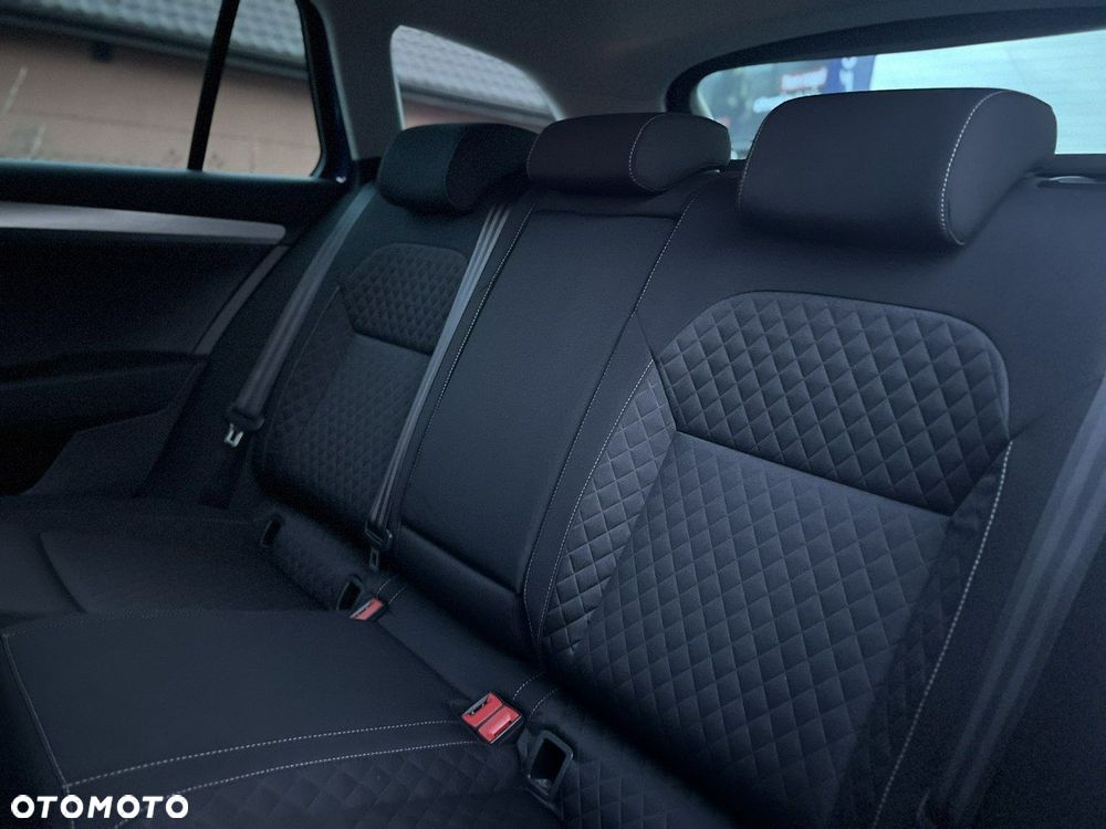 Skoda Superb 1.5 TSI Ambition - 37