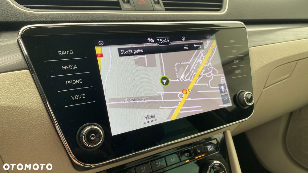 Skoda Superb 2.0 TDI SCR 4x4 Style DSG - 23