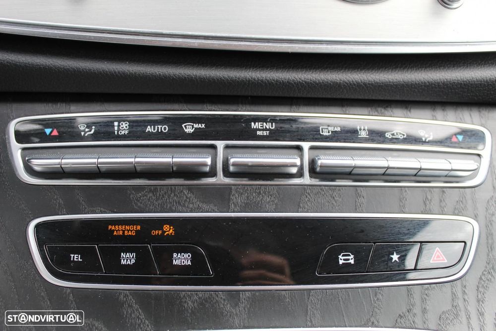 Mercedes-Benz E 300 de AMG Line - 18