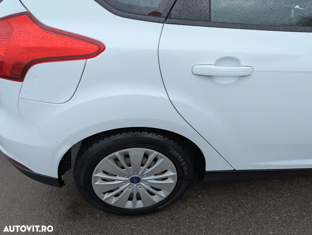 Ford Focus 1.0 EcoBoost Start Stop Trend - 13