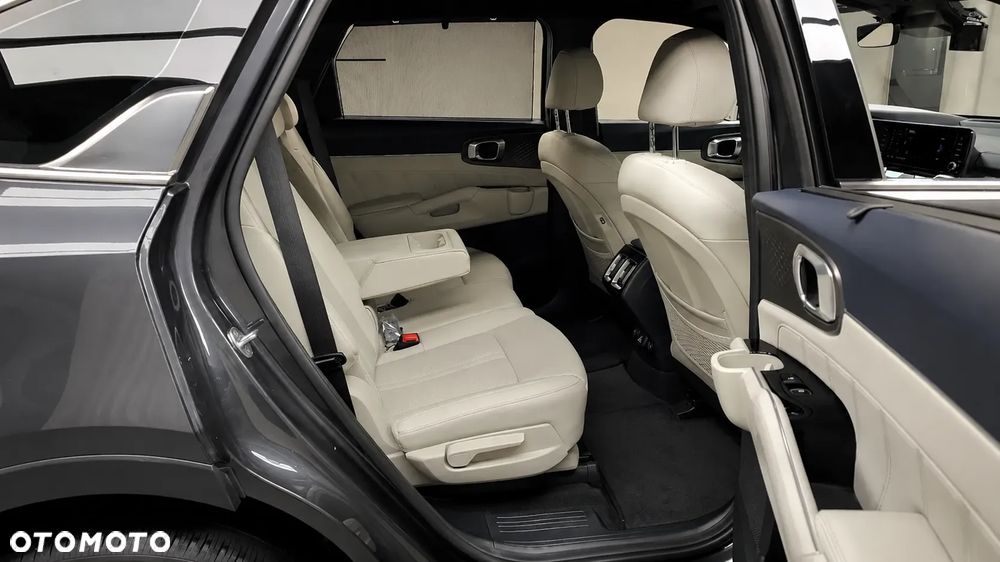 Kia Sorento 1.6 T-GDI HEV L 4WD - 7