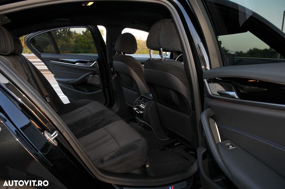 BMW Seria 5 520i AT MHEV - 10