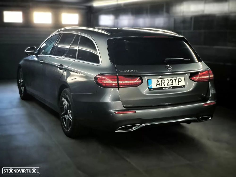Mercedes-Benz E 300 de AMG Line - 3