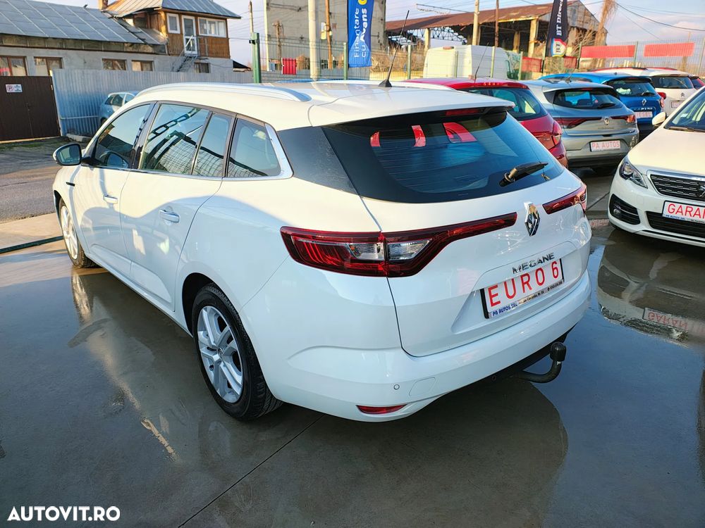 Renault Megane dCi 95 FAP Paris Business - 24