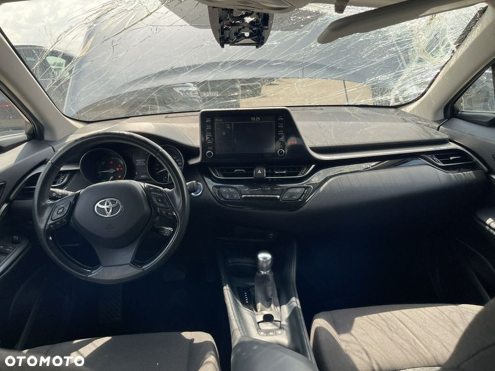 Toyota C-HR 1.8 Hybrid Comfort - 9