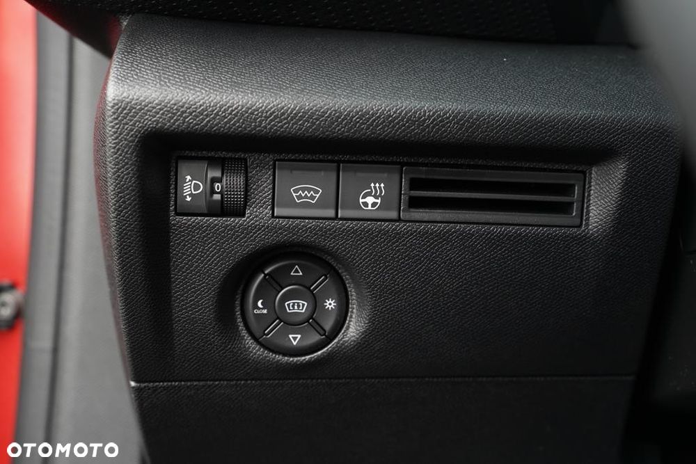 Citroën C4 1.2 mHEV Max eDCT6 - 14