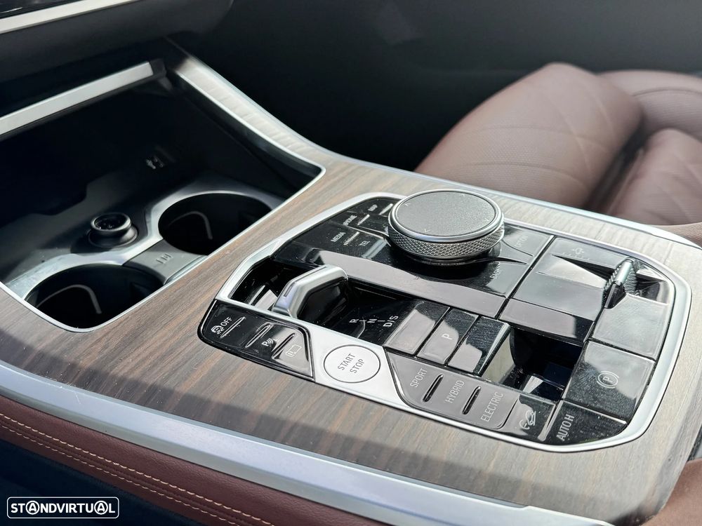 BMW X5 50 e xDrive Edição Desportiva M - 17