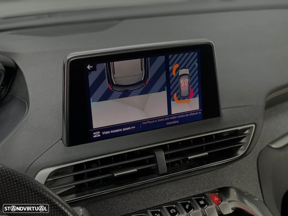 Peugeot 3008 1.6 PureTech GT EAT8 - 17