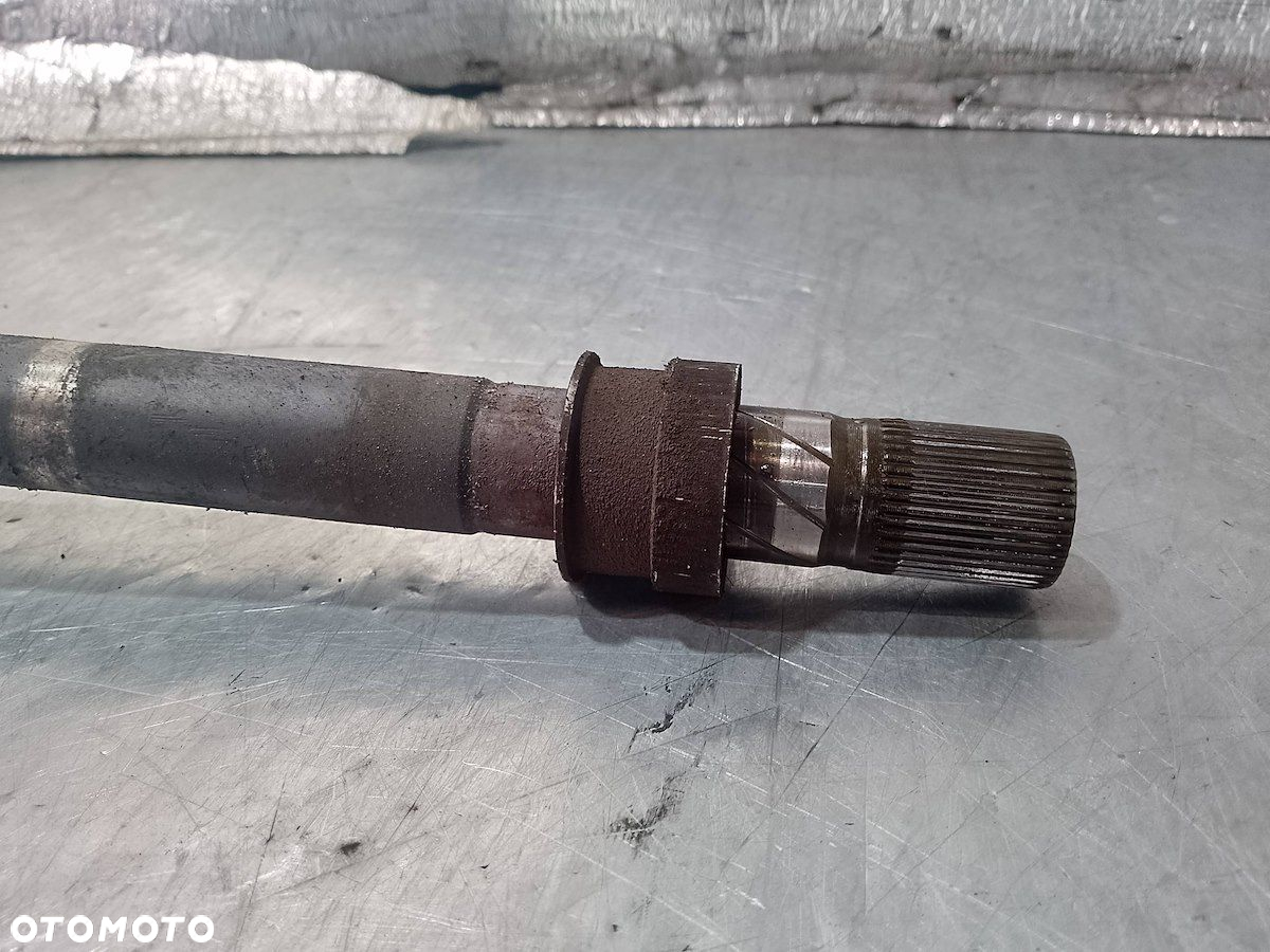 PÓŁOŚ PRAWA PRZÓD RENAULT TRAFIC 8200169163    93850890 2.5 DCI - 6
