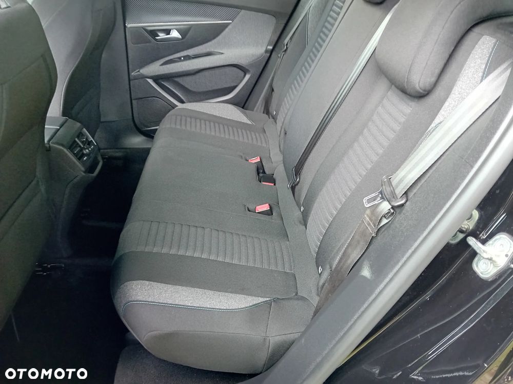 Peugeot 3008 - 13