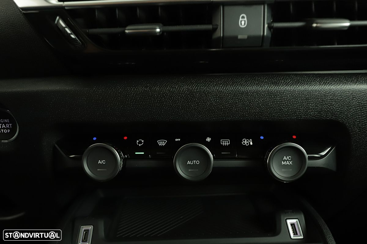 Citroën C4 1.2 PureTech Plus EAT8 - 13