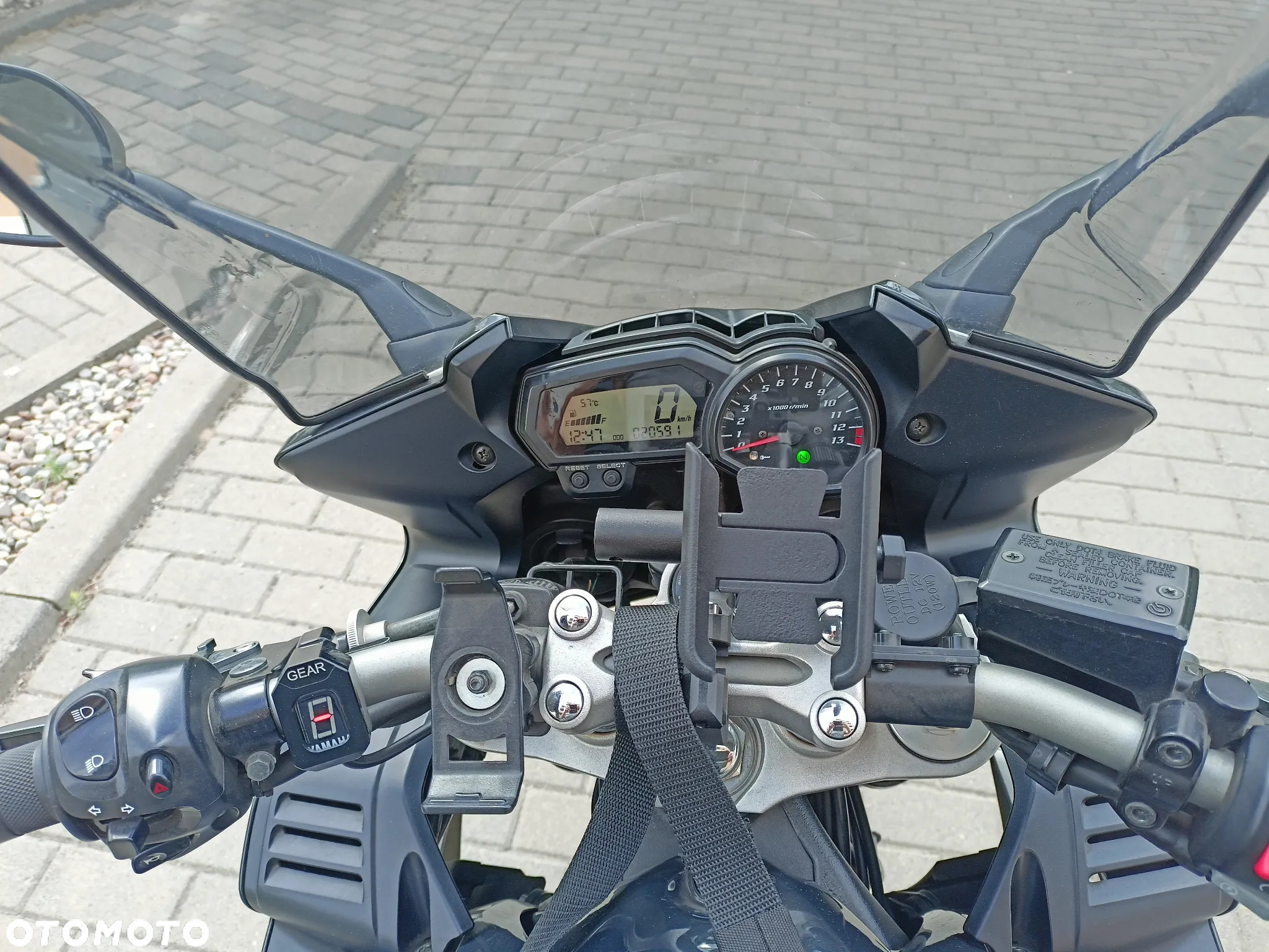 Yamaha FZ - 3