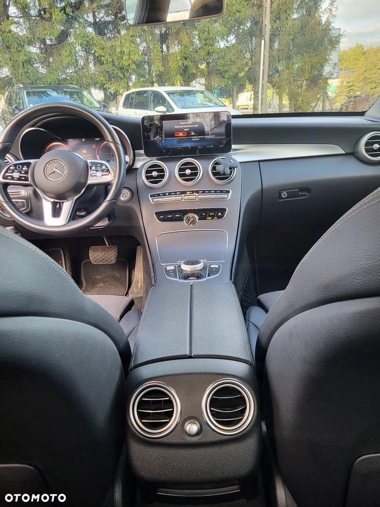Mercedes-Benz Klasa C 220 d 9G-TRONIC - 10