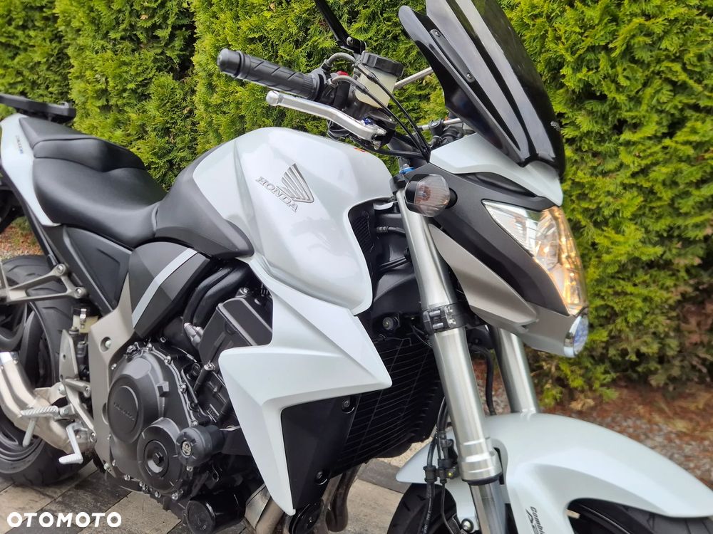 Honda CB - 16
