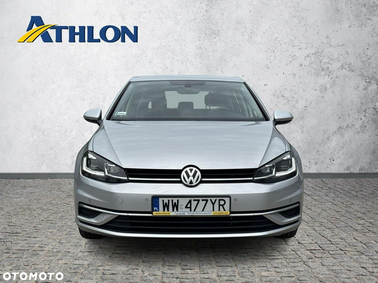 Volkswagen Golf - 8
