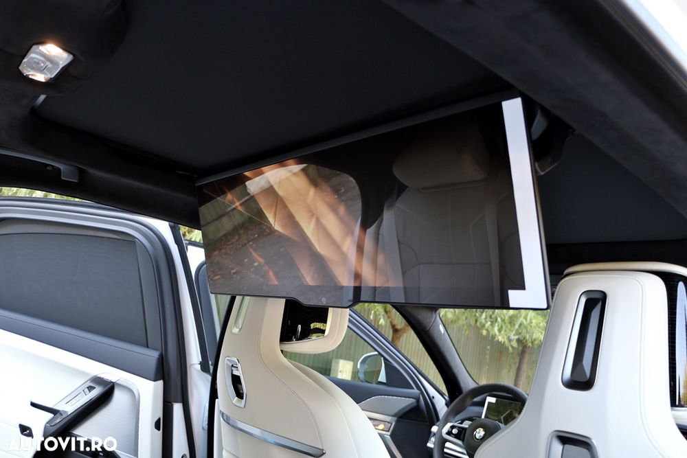BMW Seria 7 - 34
