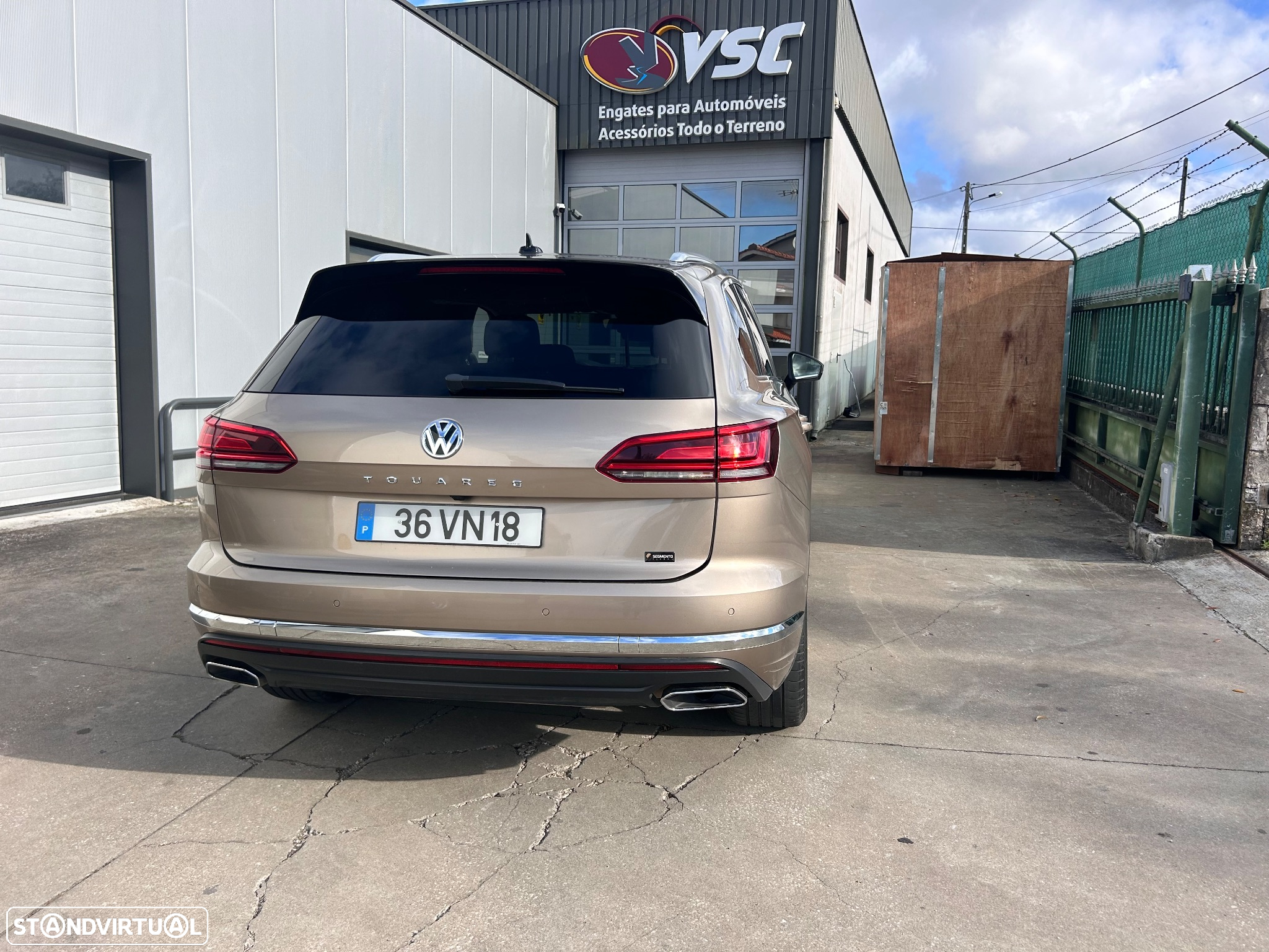 VW Touareg 3.0 TDi V6 R-Line - 3