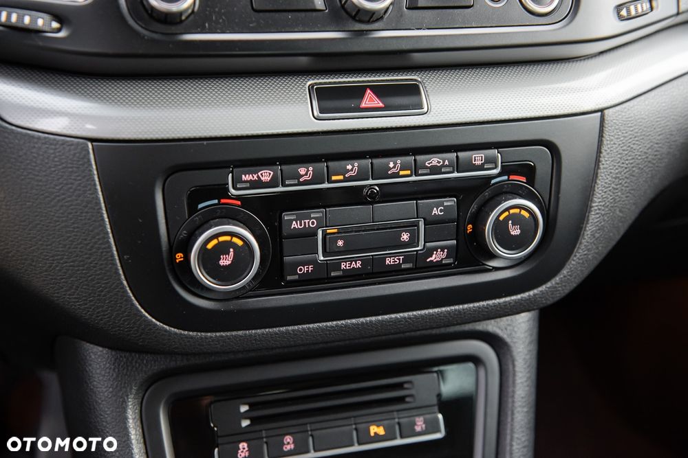 Volkswagen Sharan - 24