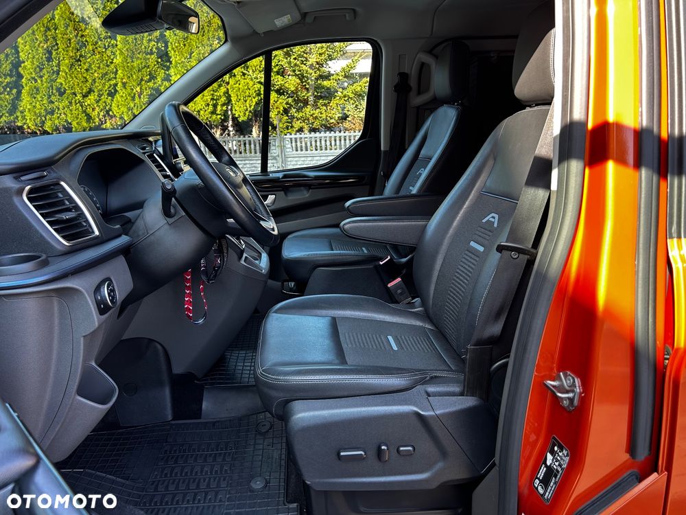 Ford Tourneo Custom - 18