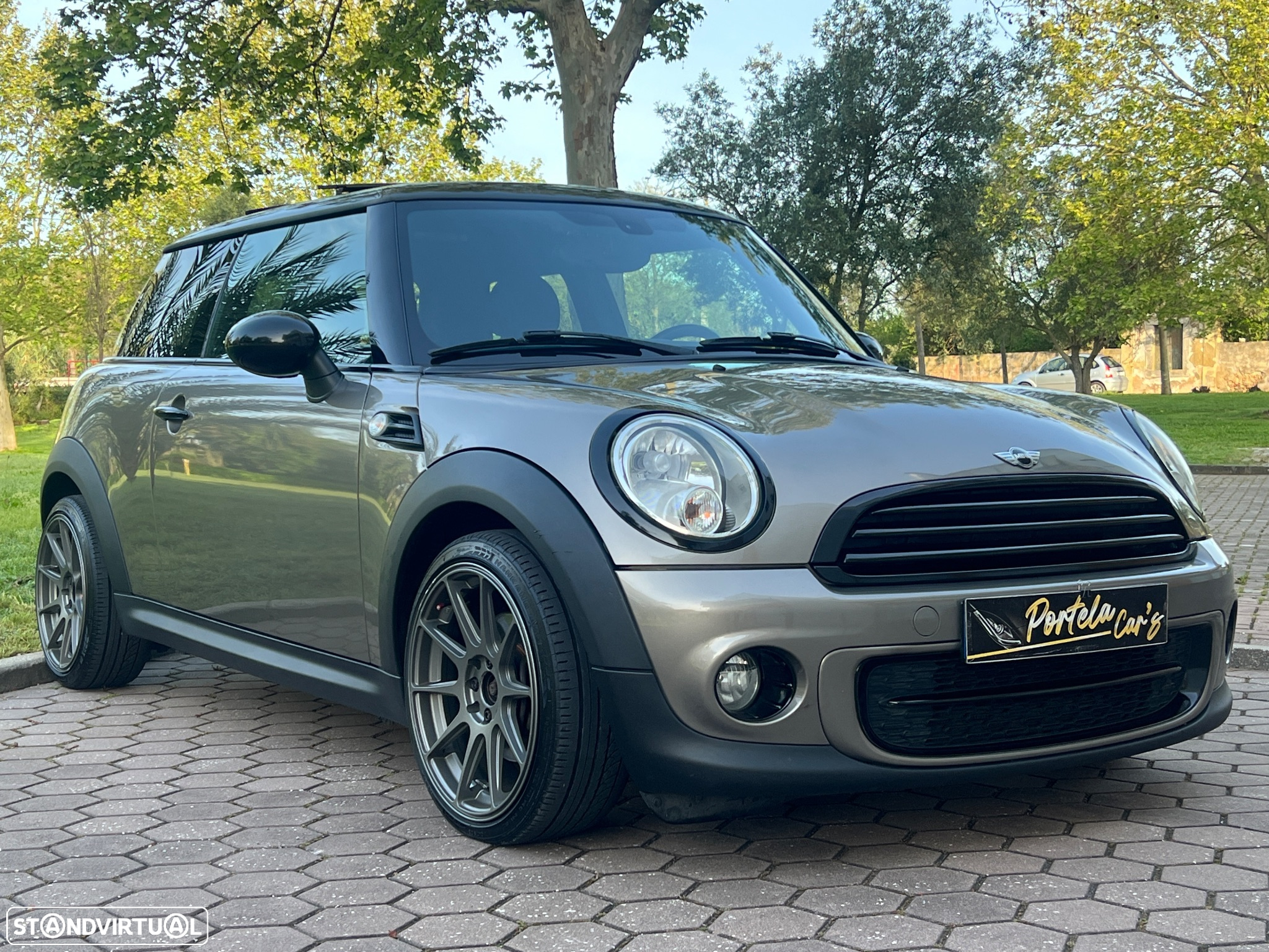 MINI 3 Portas Cooper D - 3