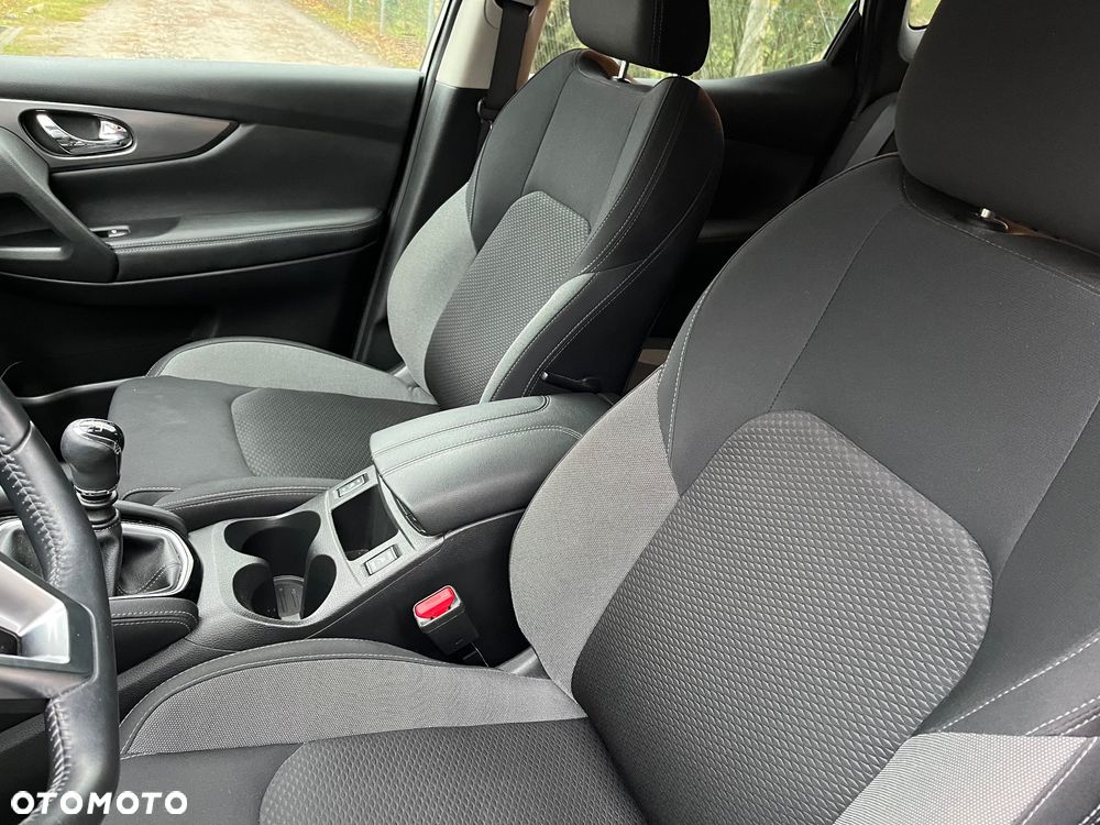 Nissan Qashqai 1.3 DIG-T N-CONNECTA - 15