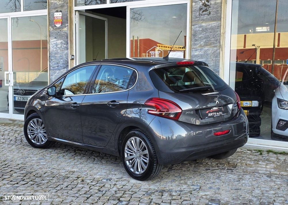 Peugeot 208 1.2 PureTech Allure EAT6 - 10