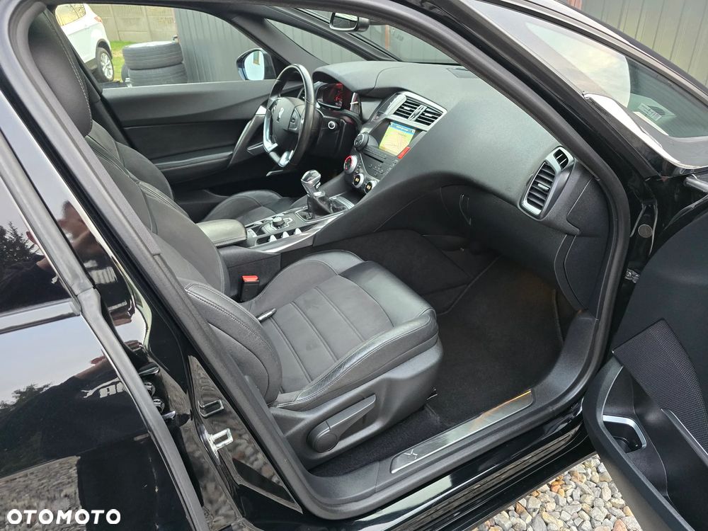 Citroën DS5 HDi 165 SportChic - 4