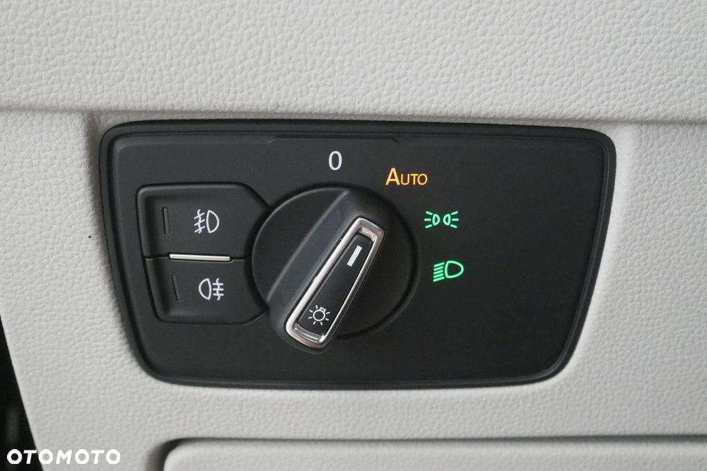 Volkswagen Passat Variant - 29