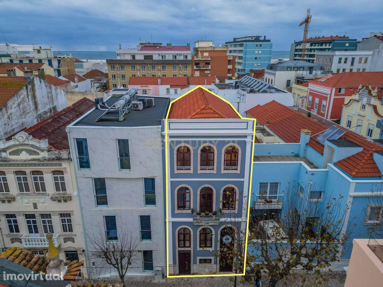 Charmoso prédio renovado no centro da Figueira da Foz, ideal para rent - Grande imagem: 3/60