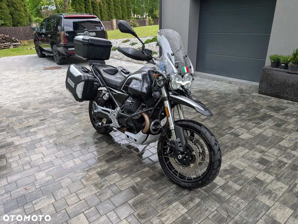 Moto Guzzi V85 - 4