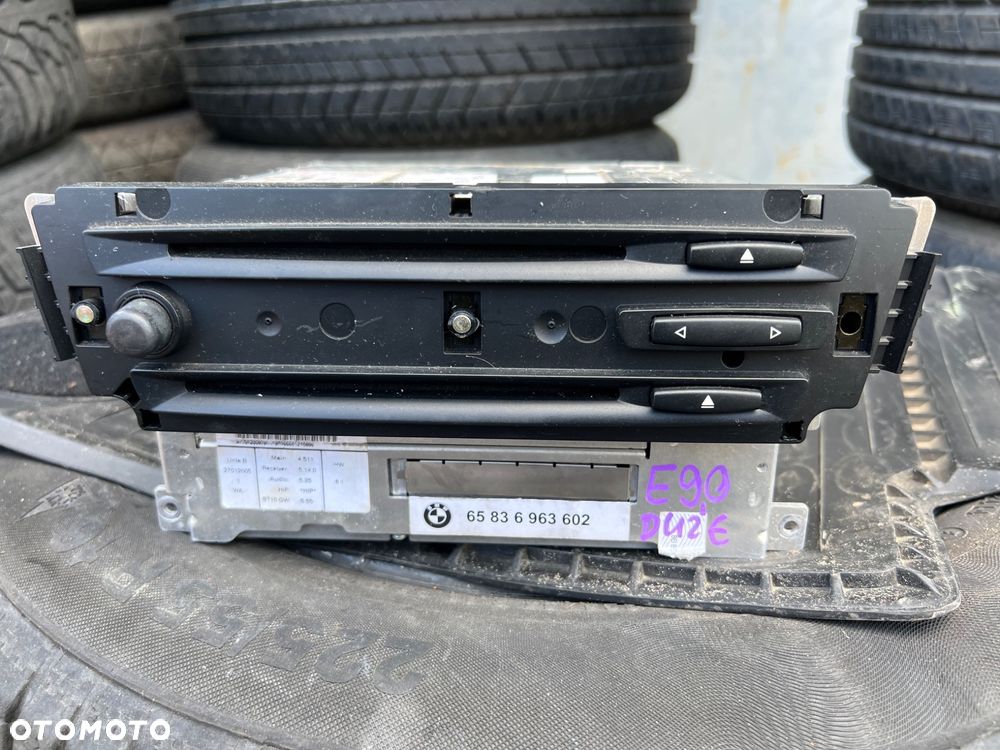 RADIO  BMW E90 e87 Navi Duża sprawna sprawdzone ! - 1