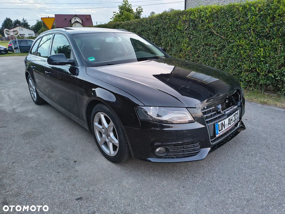 Audi A4 Avant - 16
