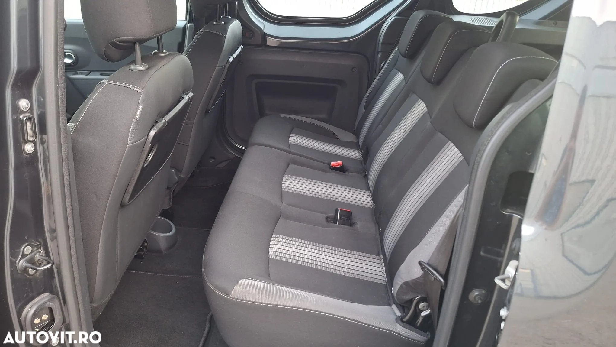 Dacia Dokker 1.2 TCe 115 CP Stepway - 6