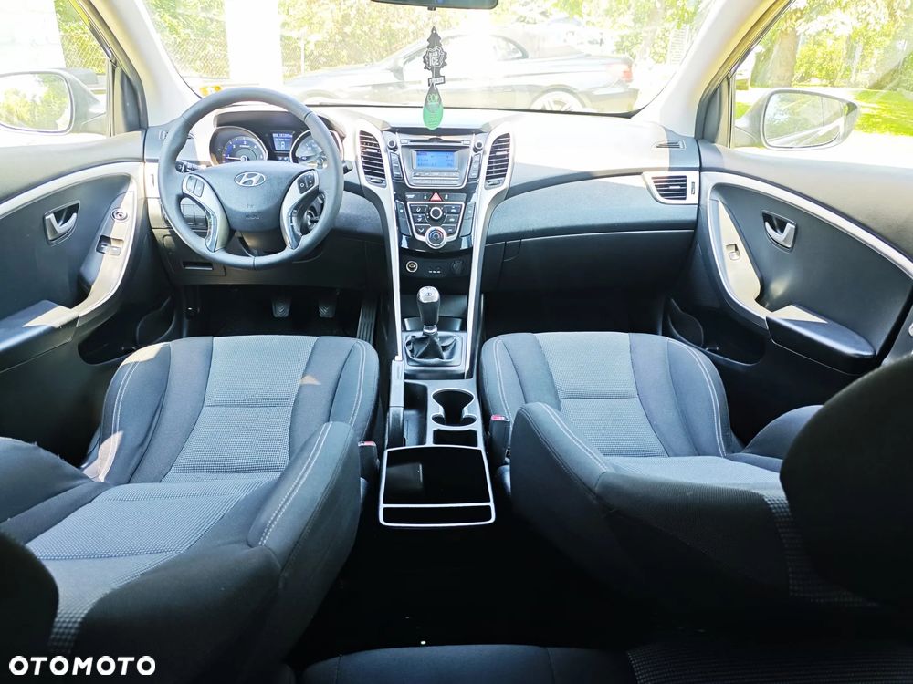 Hyundai i30 1.4 CRDi Premium - 26