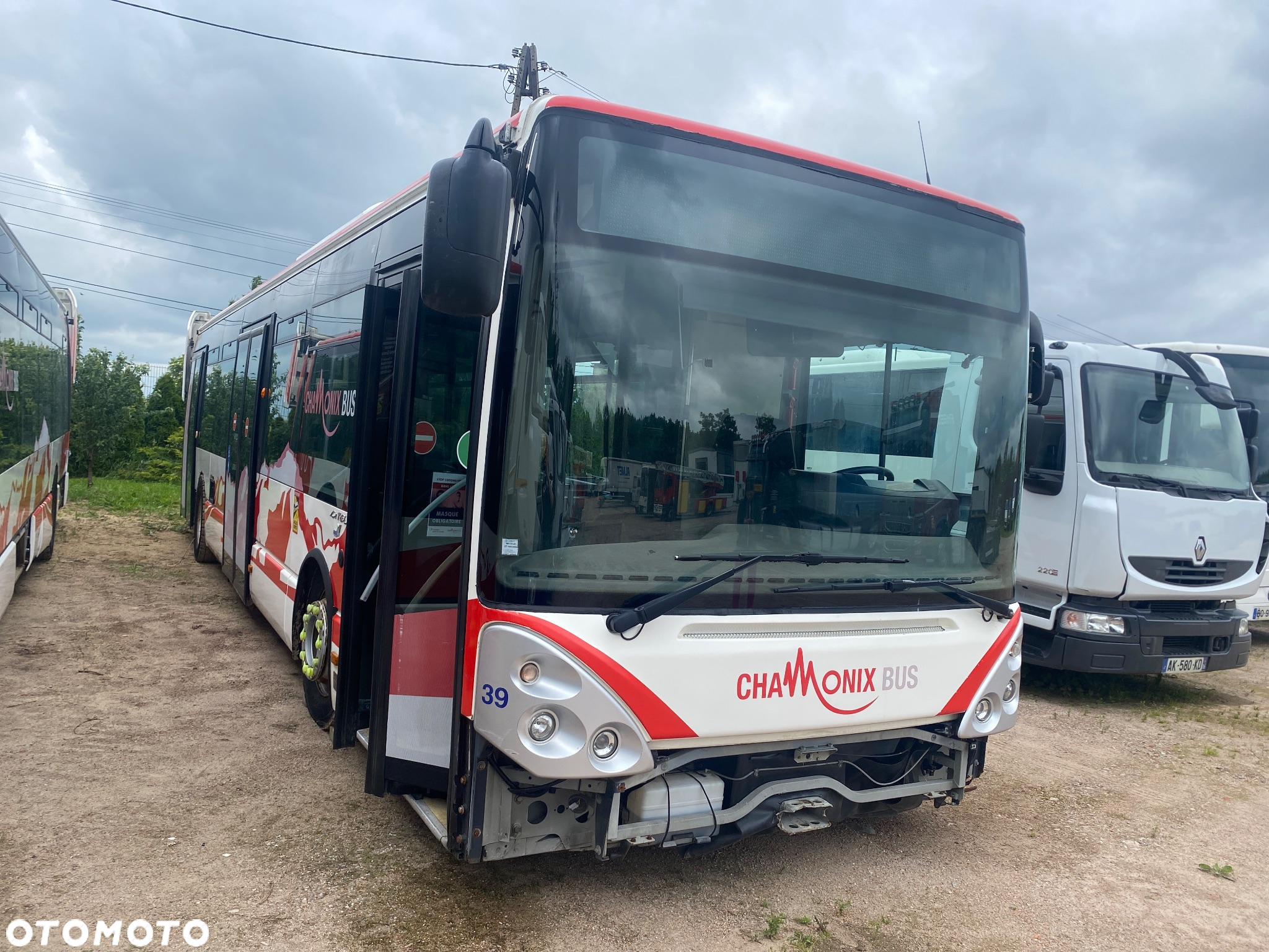 5006176732 5006143111 5801487215, Panel reflektora przedniego prawy IRISBUS 1929971 - 3